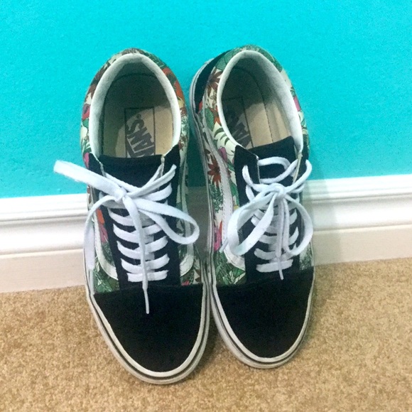 Vans Multi Tropic Old Skool Shoes - Picture 6 of 10